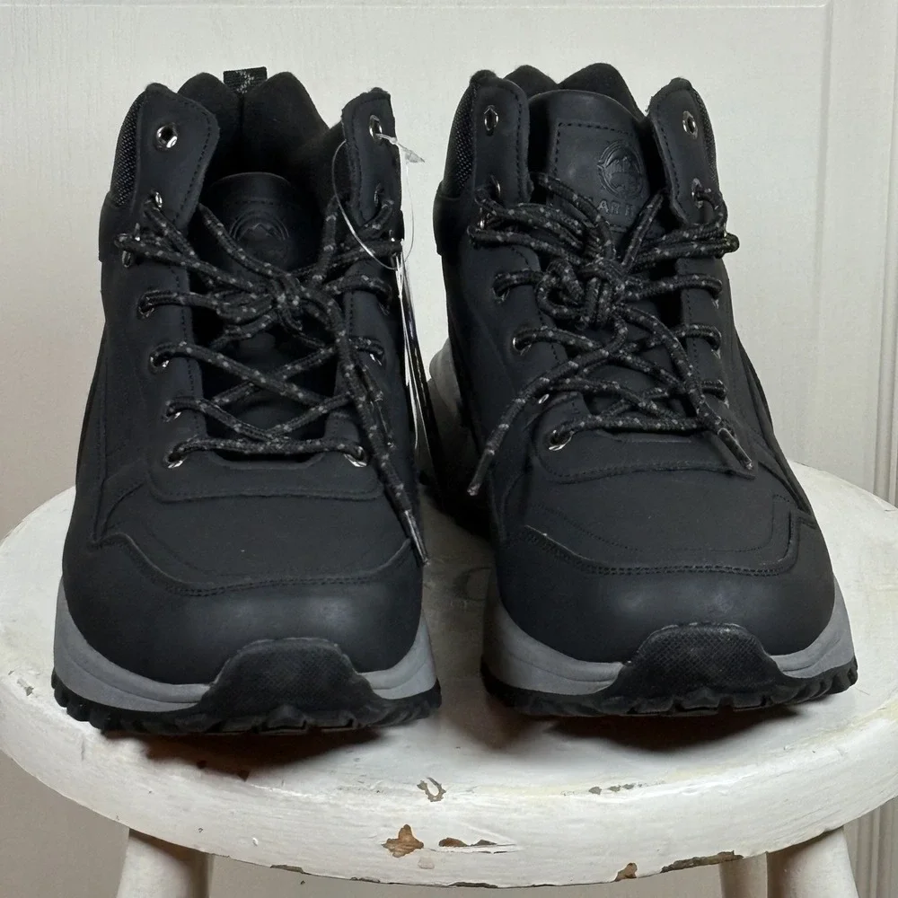 Polar Range Vulcan Men's Lace-Up‎ Boots Size 11 Black Rugged Outdoor Style NWOB